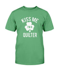 Kiss Me Quilter Tee - Two Chicks Designs